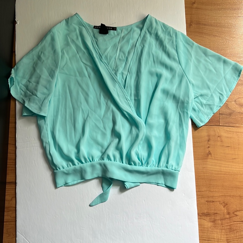 Turquoise top